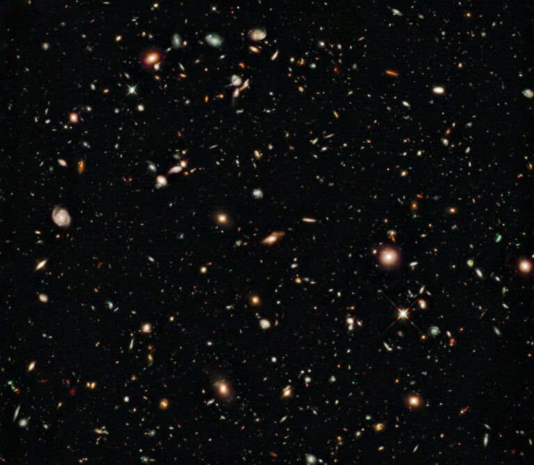 Hubble-Diagramm (Deep-Field)
